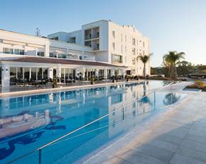 Pool at Dona Filipa Hotel