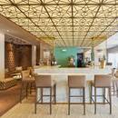 Duques Bar, Dona Filipa Hotel