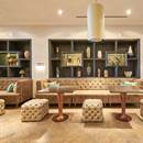 Duques Bar, Dona Filipa Hotel