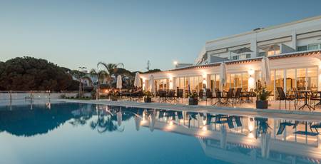 Heated Outdoor Pool, Dona Filipa Hotel